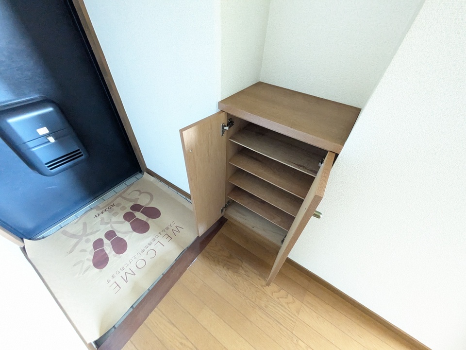 シューズボックス
