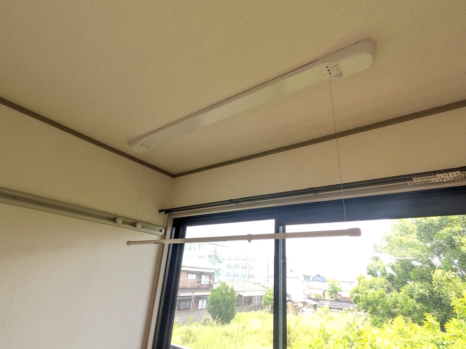 室内物干しユニット