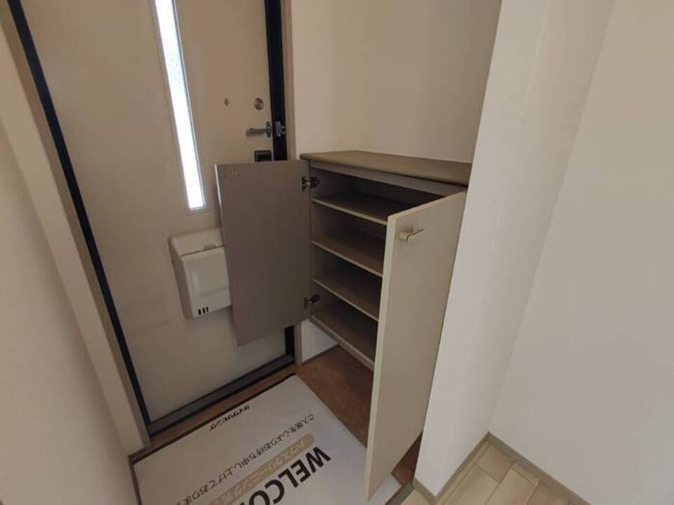 シューズボックス