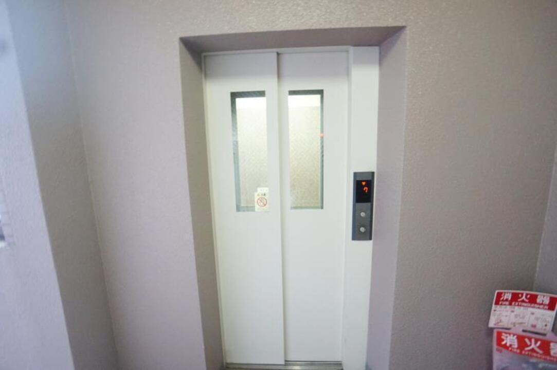 エレベーター