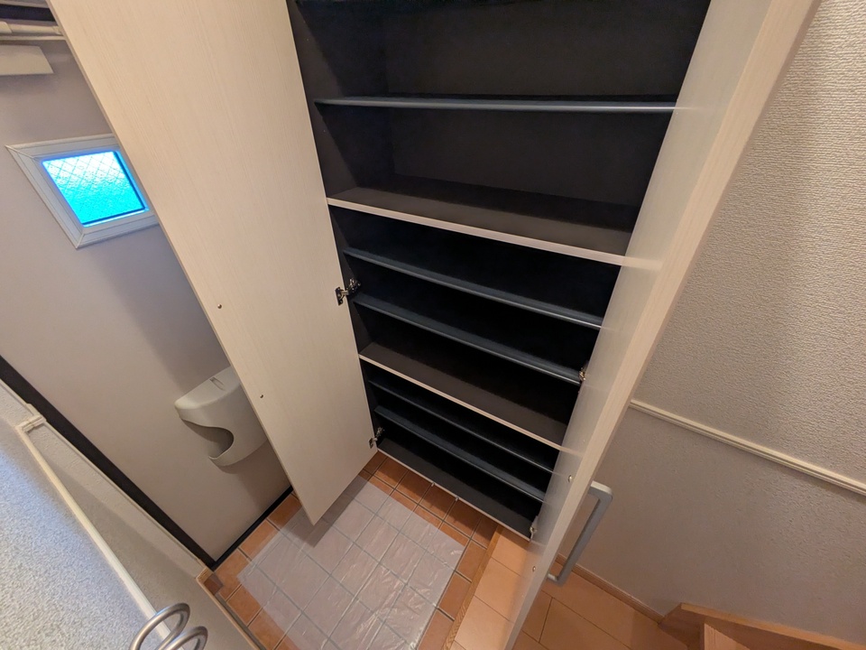 シューズボックス