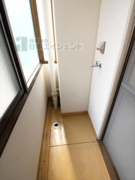 洗濯機置場