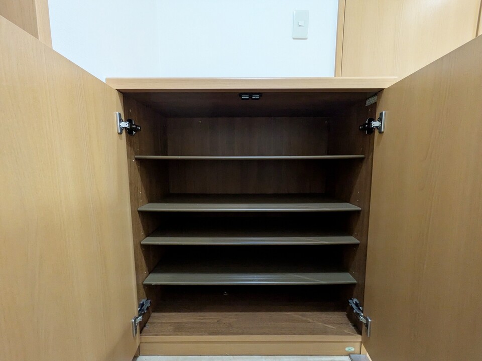 シューズボックス