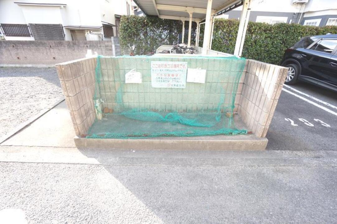 ゴミステーション