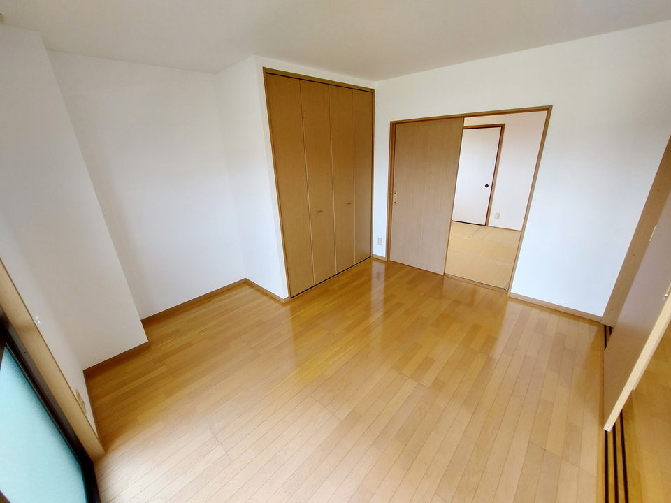 洋室 7.3帖