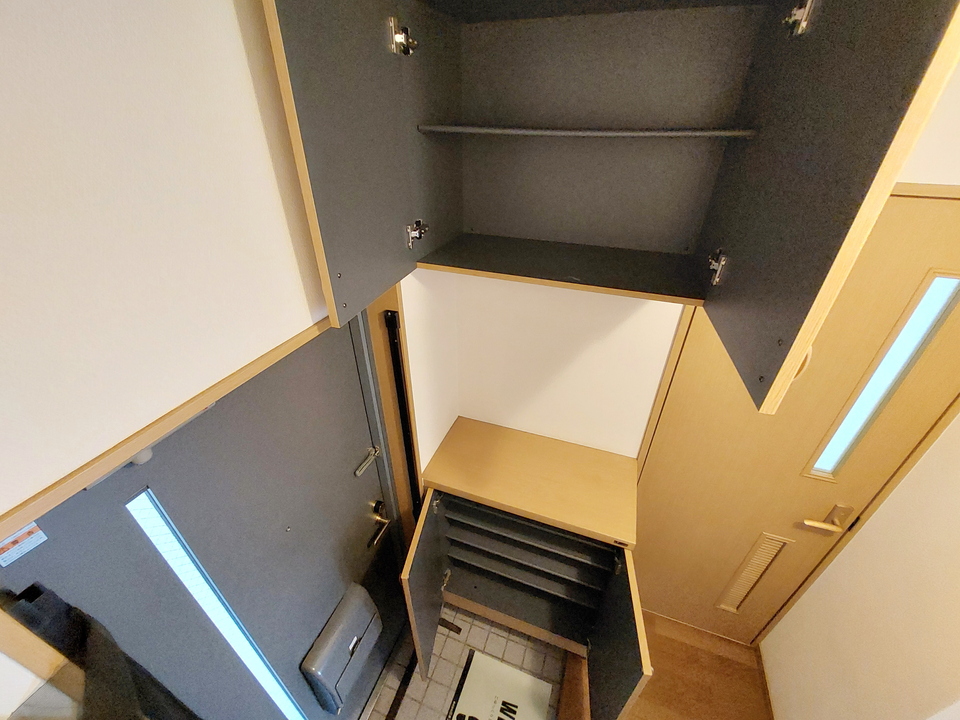 シューズボックス