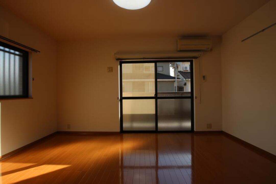 洋室