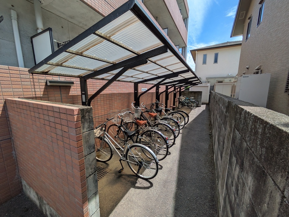 駐輪場