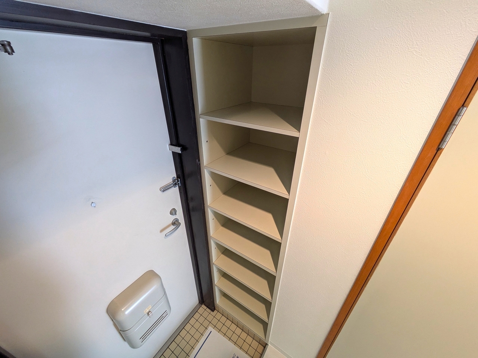 シューズボックス