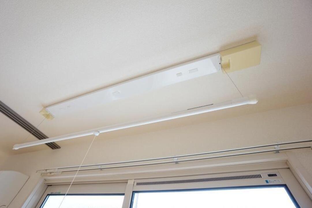 室内物干しユニット