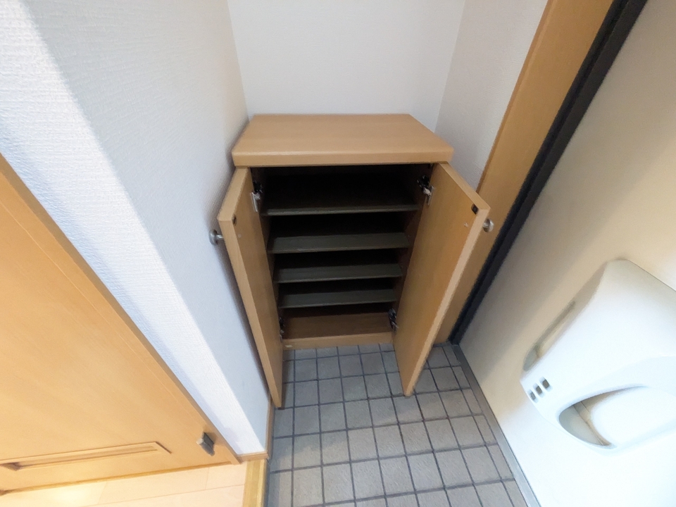 シューズボックス
