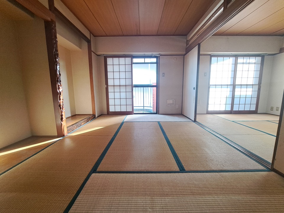 和室東側