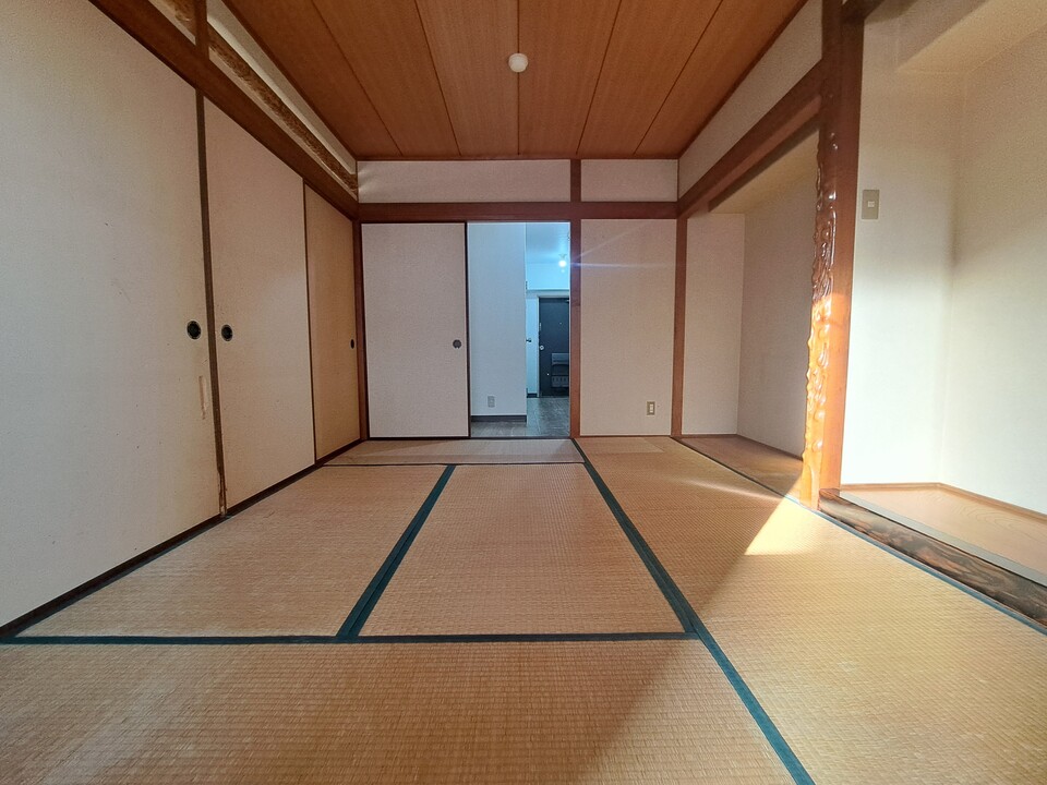 和室東側