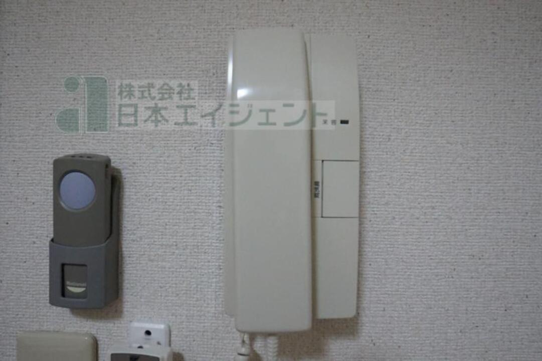 インターホン