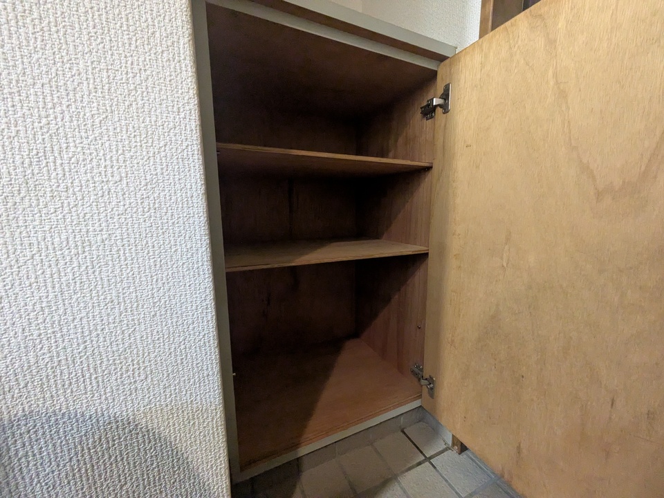 シューズボックス