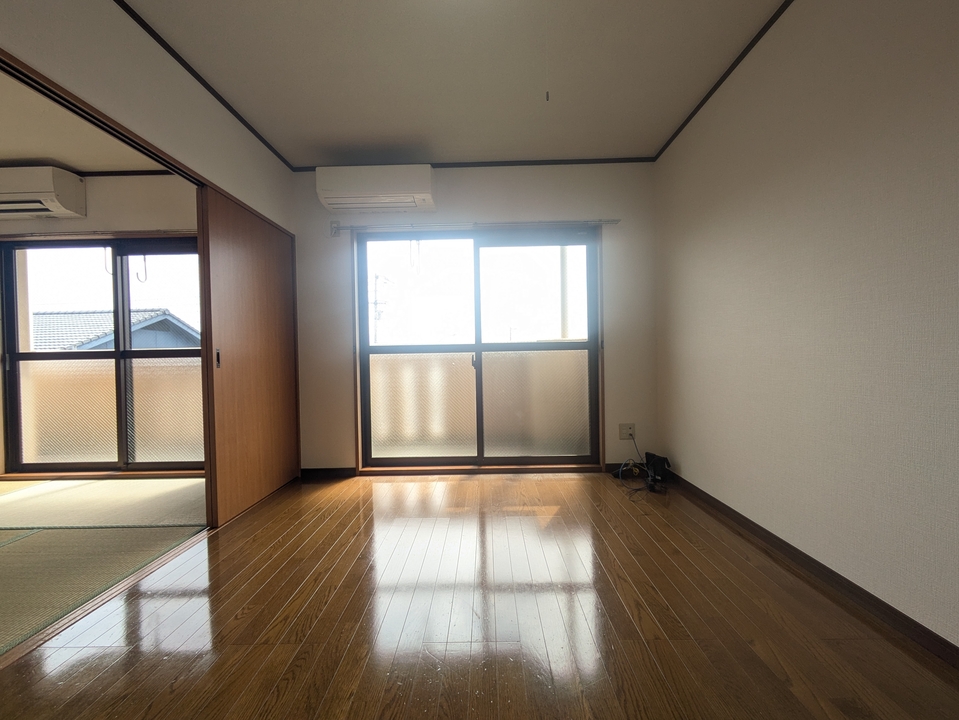 洋室6.4帖