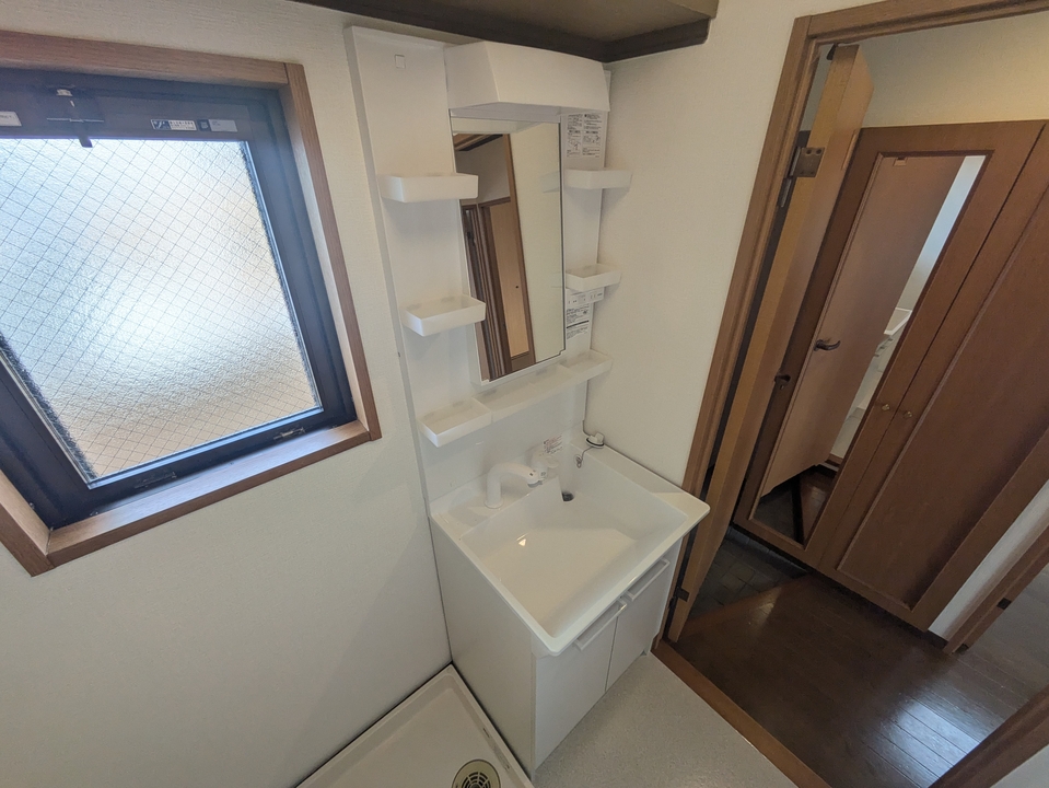 シャワー付洗面化粧台