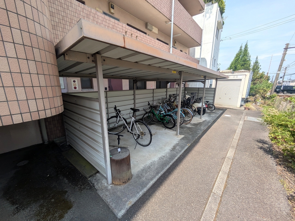駐輪場