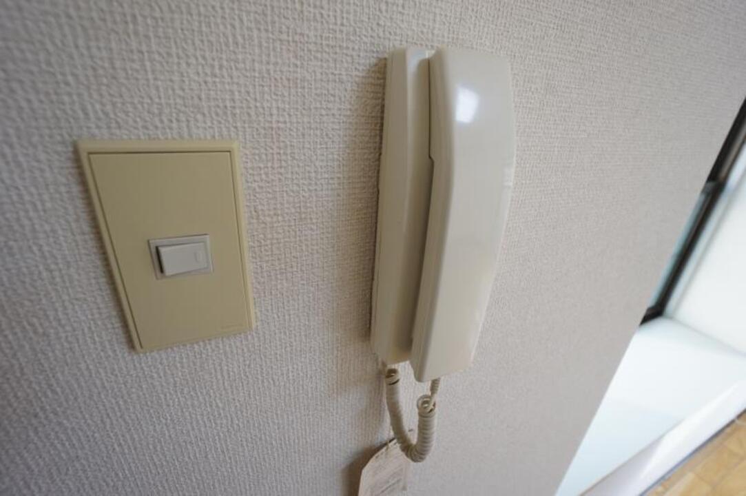 インターホン