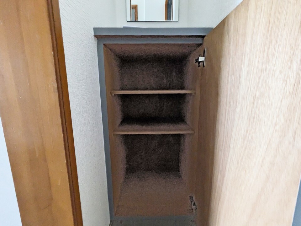 シューズボックス