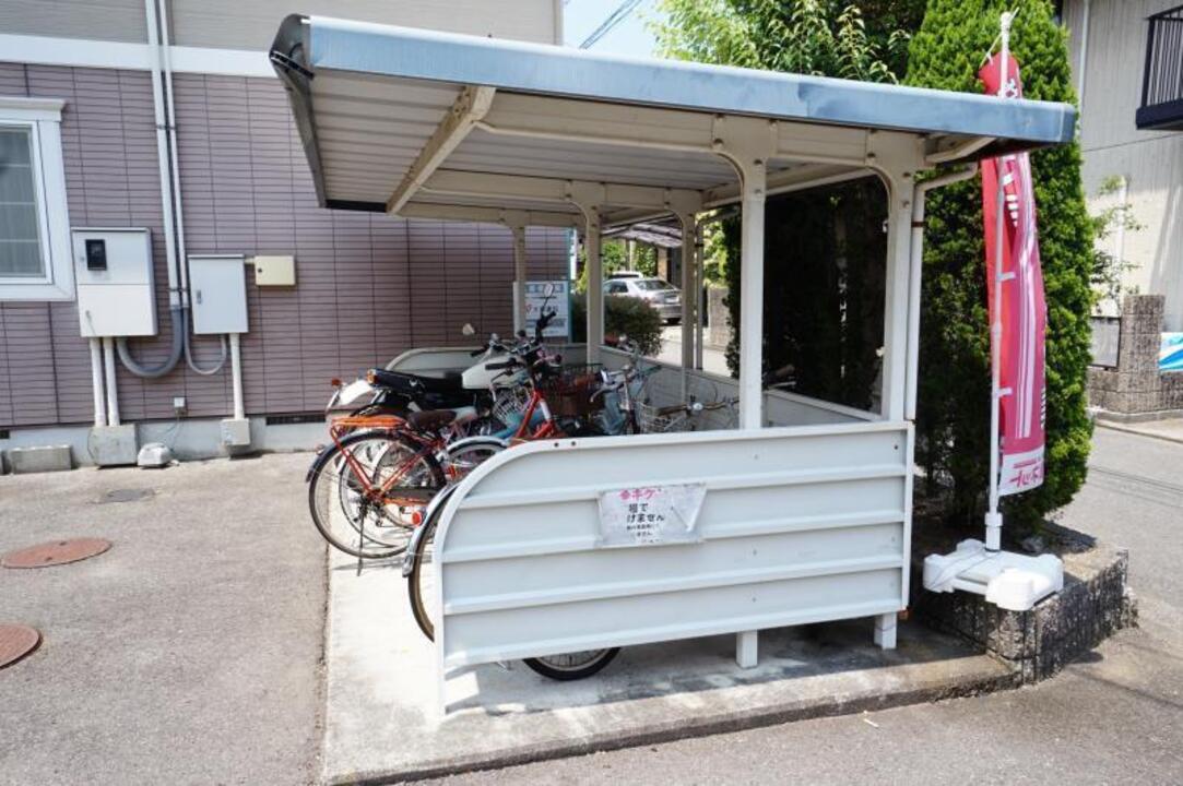 駐輪場