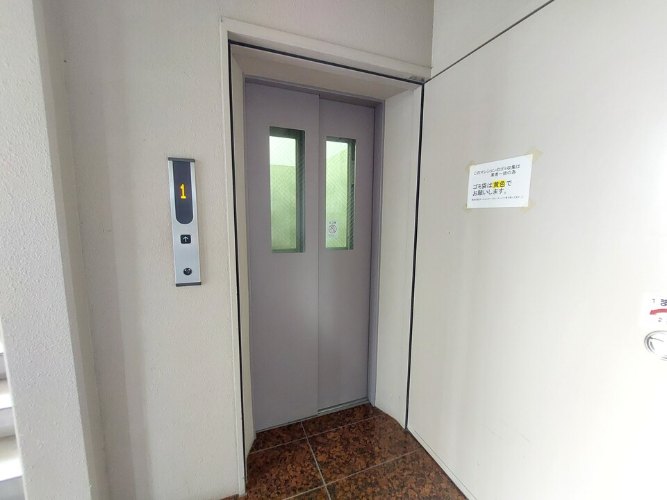 エレベーター