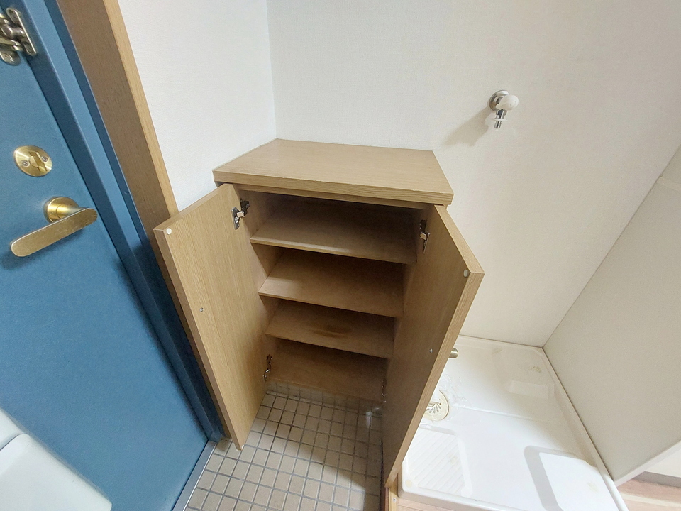 シューズボックス