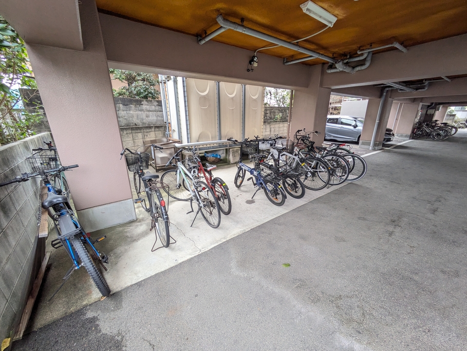 駐輪場