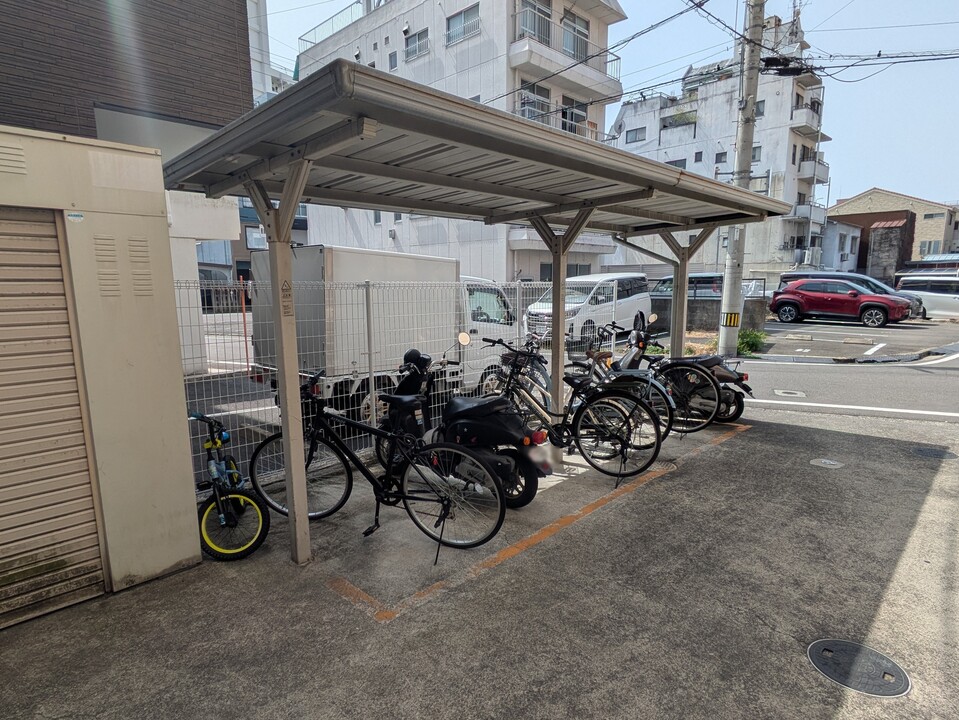 駐輪場