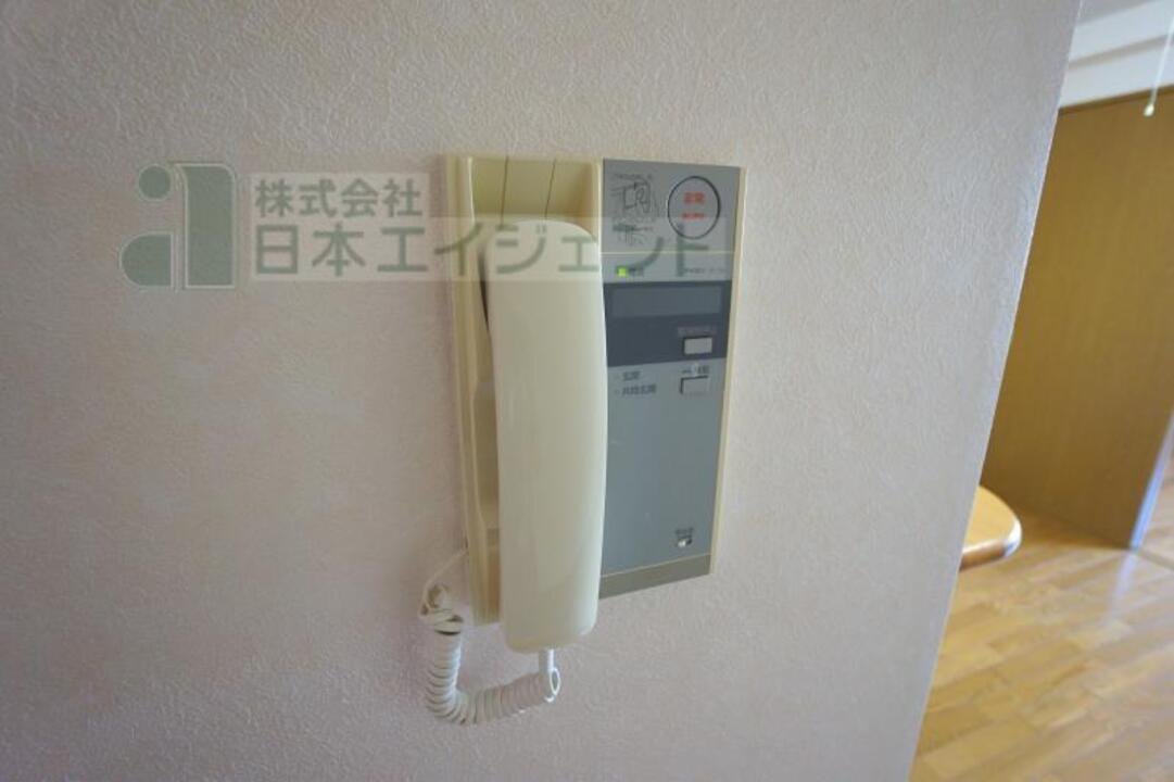 インターホン