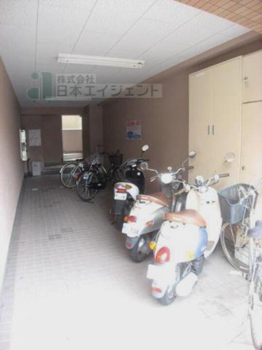 駐輪場
