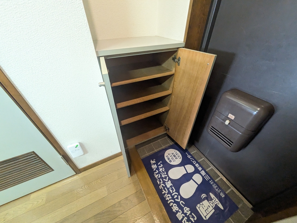シューズボックス