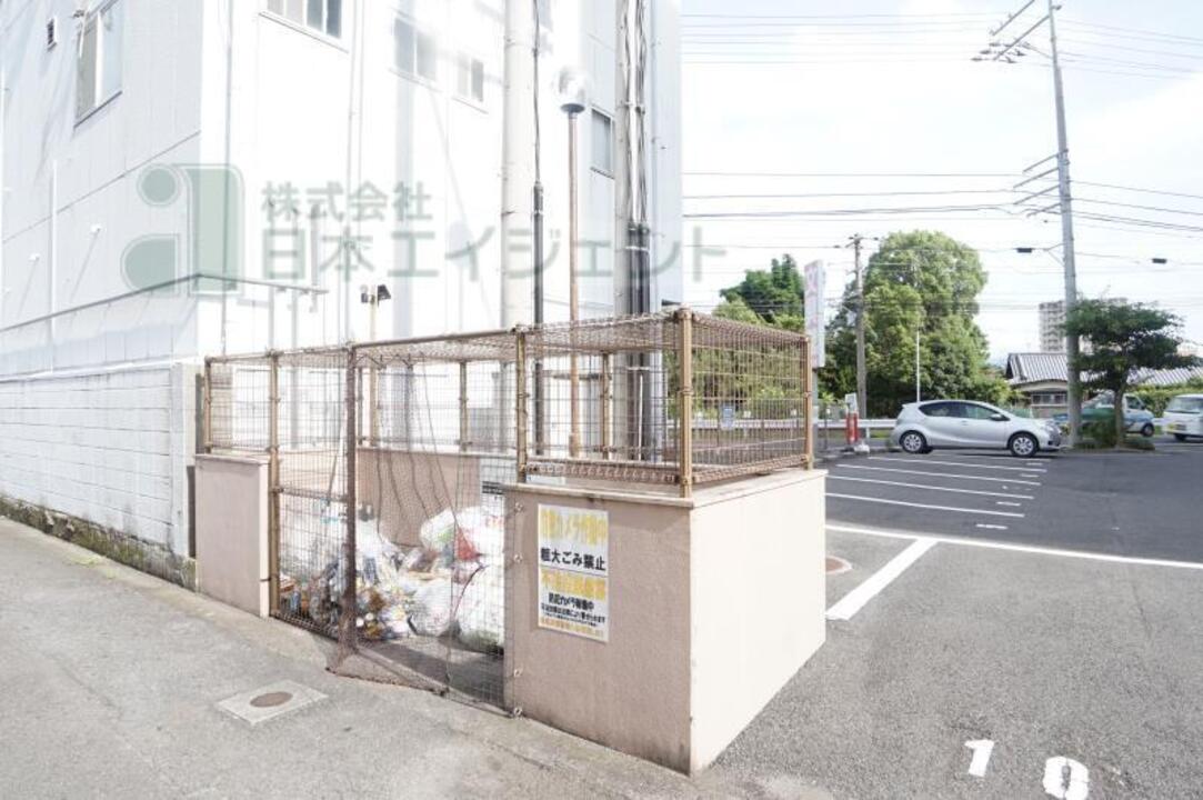 ゴミステーション