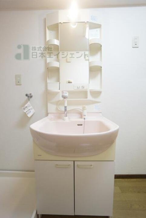 シャンプードレッサー