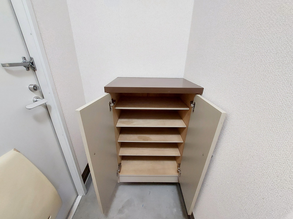 シューズボックス