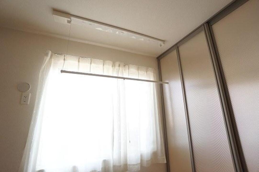 室内物干しユニット