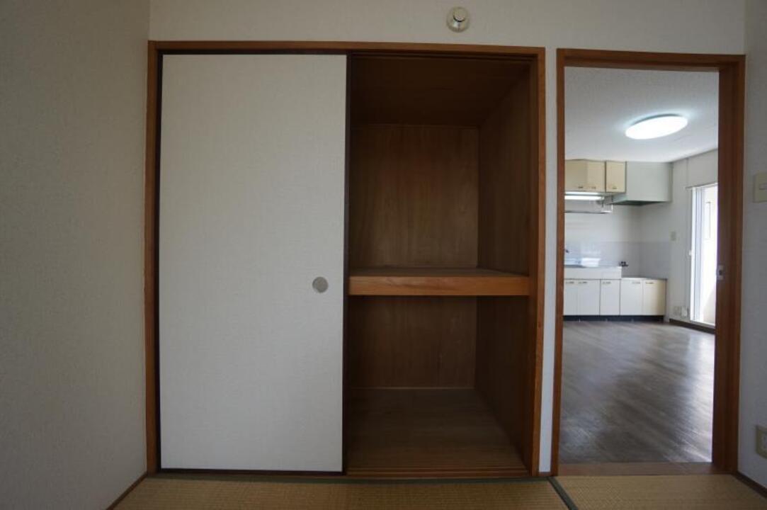 押入れ