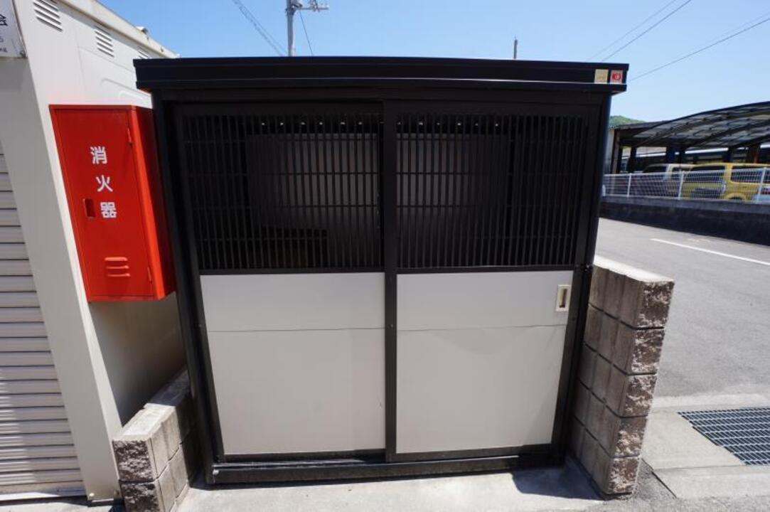 ゴミステーション