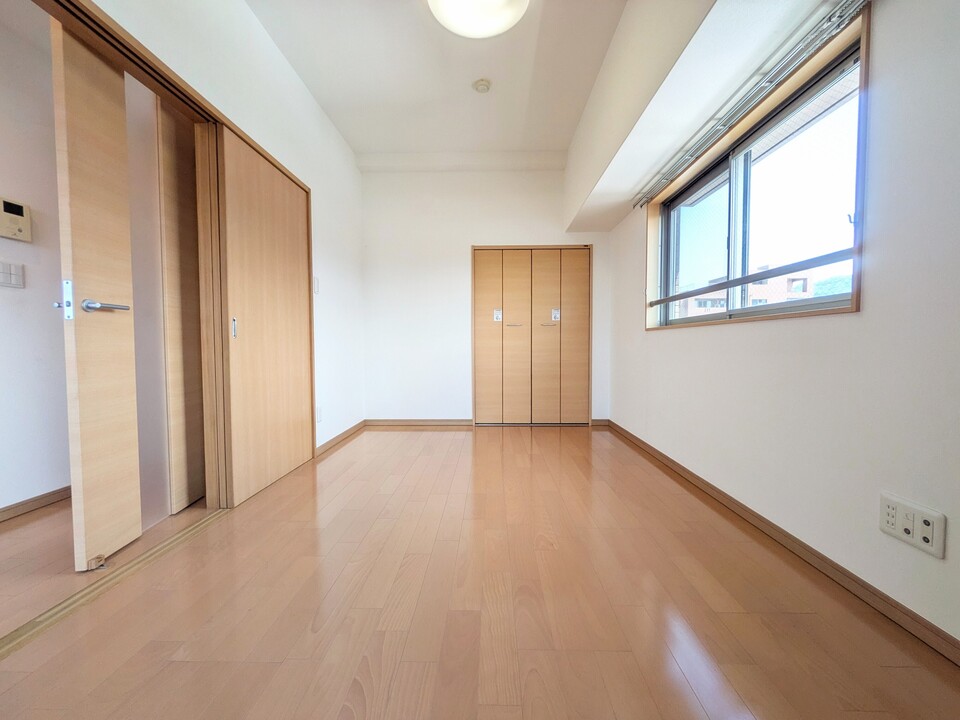 洋室5.7帖