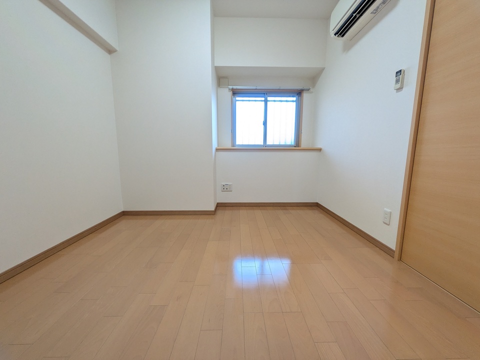 洋室5.8帖