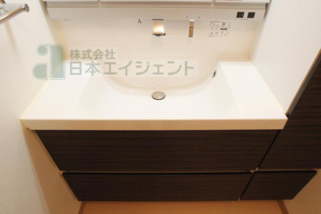 シャンプードレッサー
