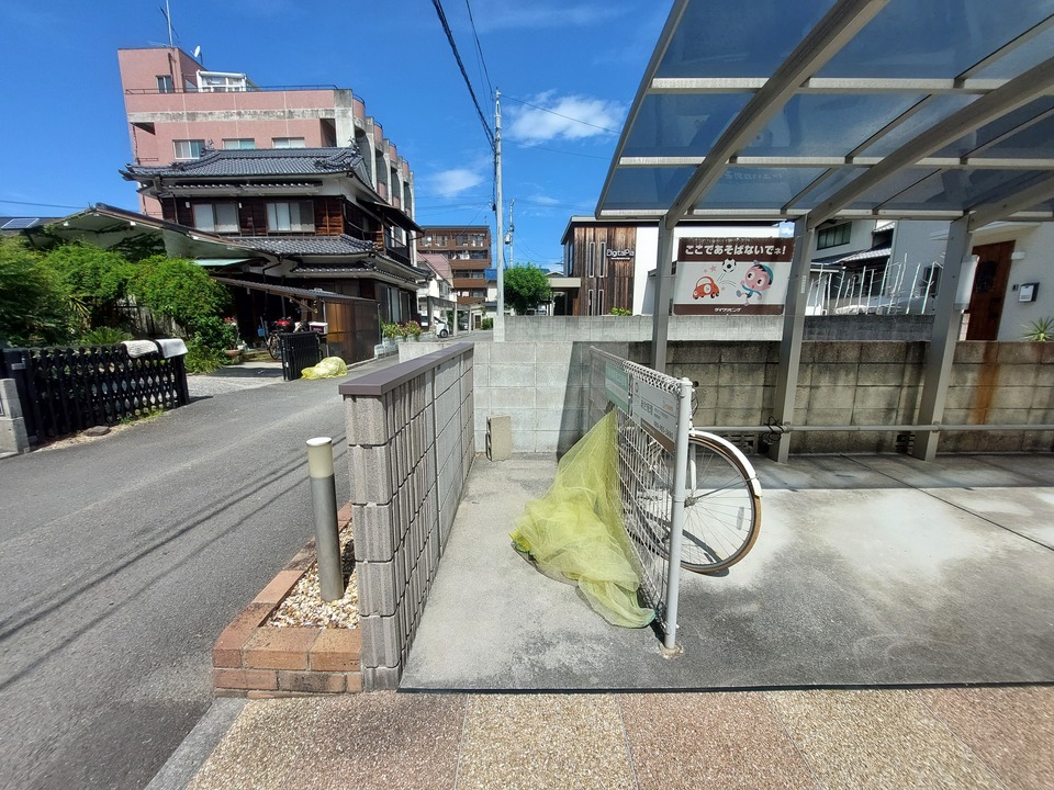 ゴミステーション