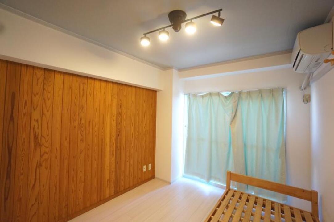 サービスルーム