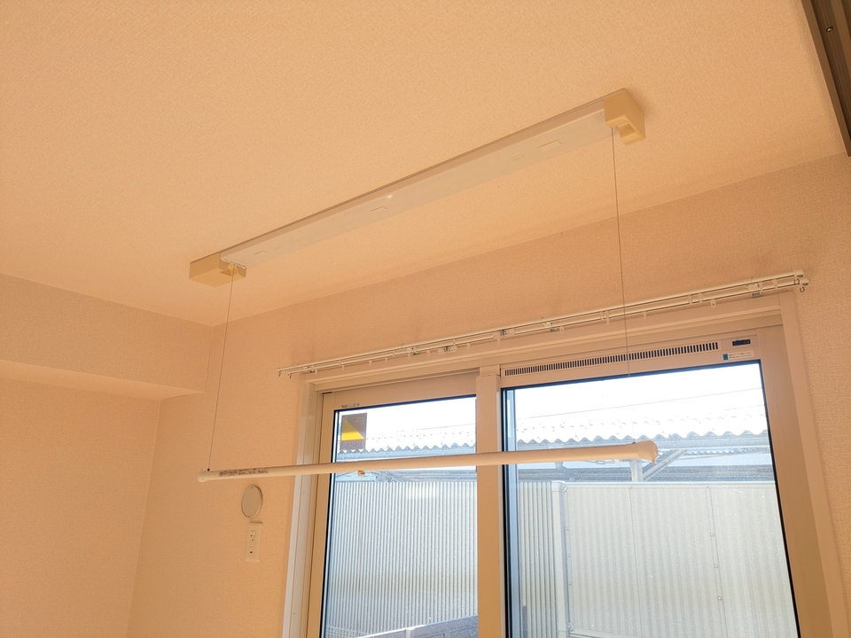 室内物干しユニット