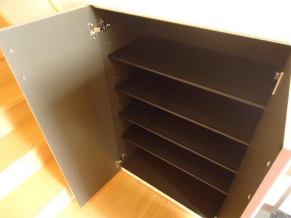 シューズボックス