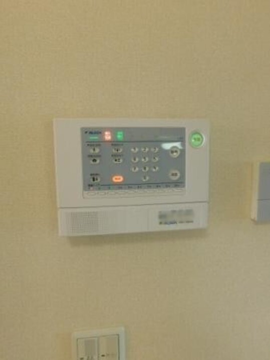 ホームセキュリティー