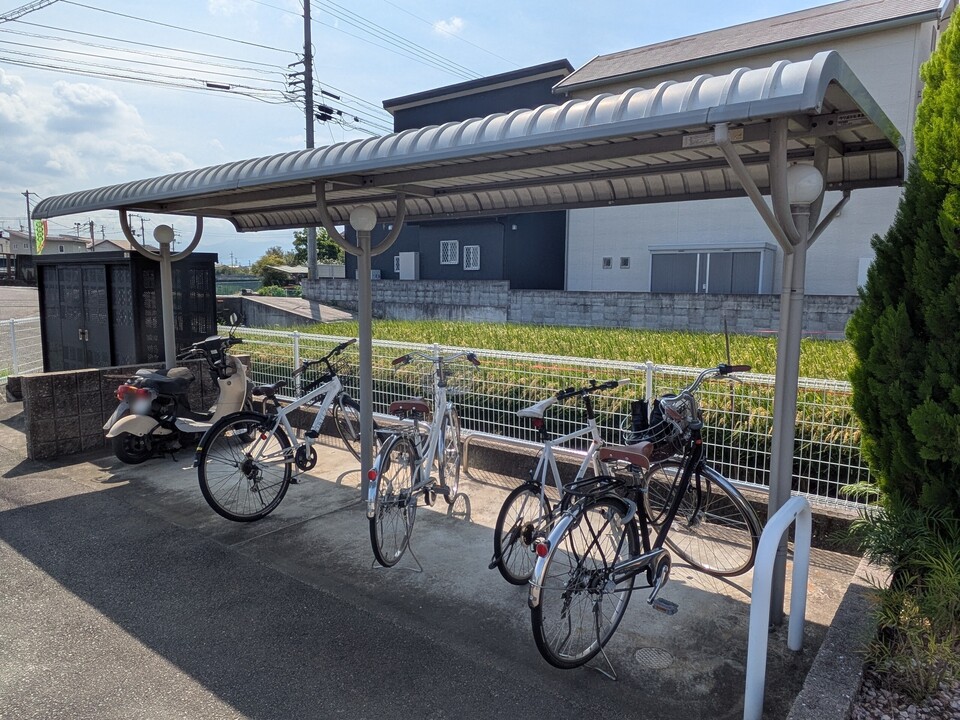 駐輪場