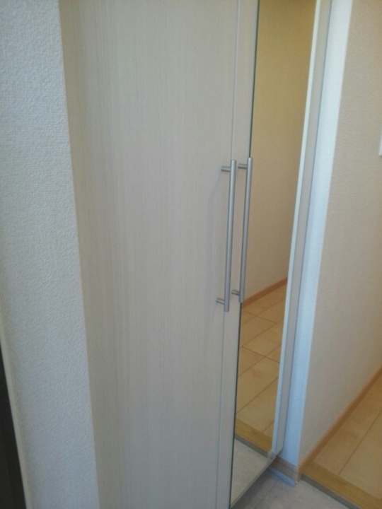 シューズボックス