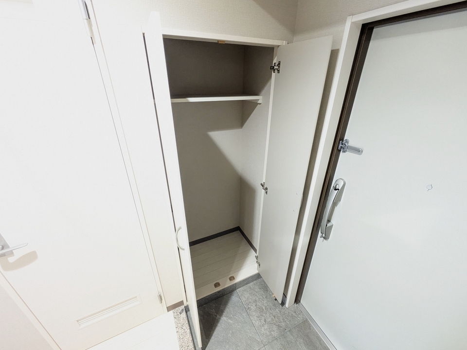 シューズボックス