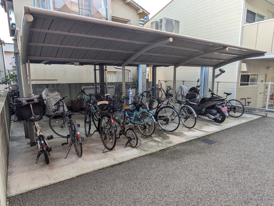 駐輪場